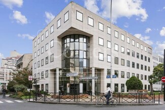 Plus de détails pour 38 Rue Victor Hugo, Courbevoie - Bureau à vendre