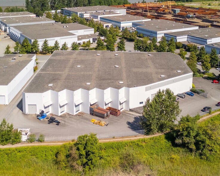 6800 Dennett Pl, Delta, BC à louer - Aérien – Image 2 sur 5