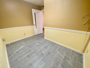 14819 N Cave Creek Rd, Phoenix, AZ à louer Photo intérieure– Image 1 sur 2