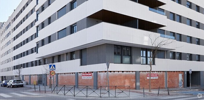 Immeuble residentiel dans Rivas-Vaciamadrid, Madrid à vendre Photo principale– Image 1 sur 2