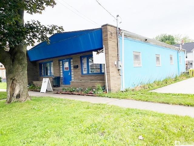 158 E Lake Shore Dr, Dunkirk, NY à vendre - Photo principale – Image 1 sur 25