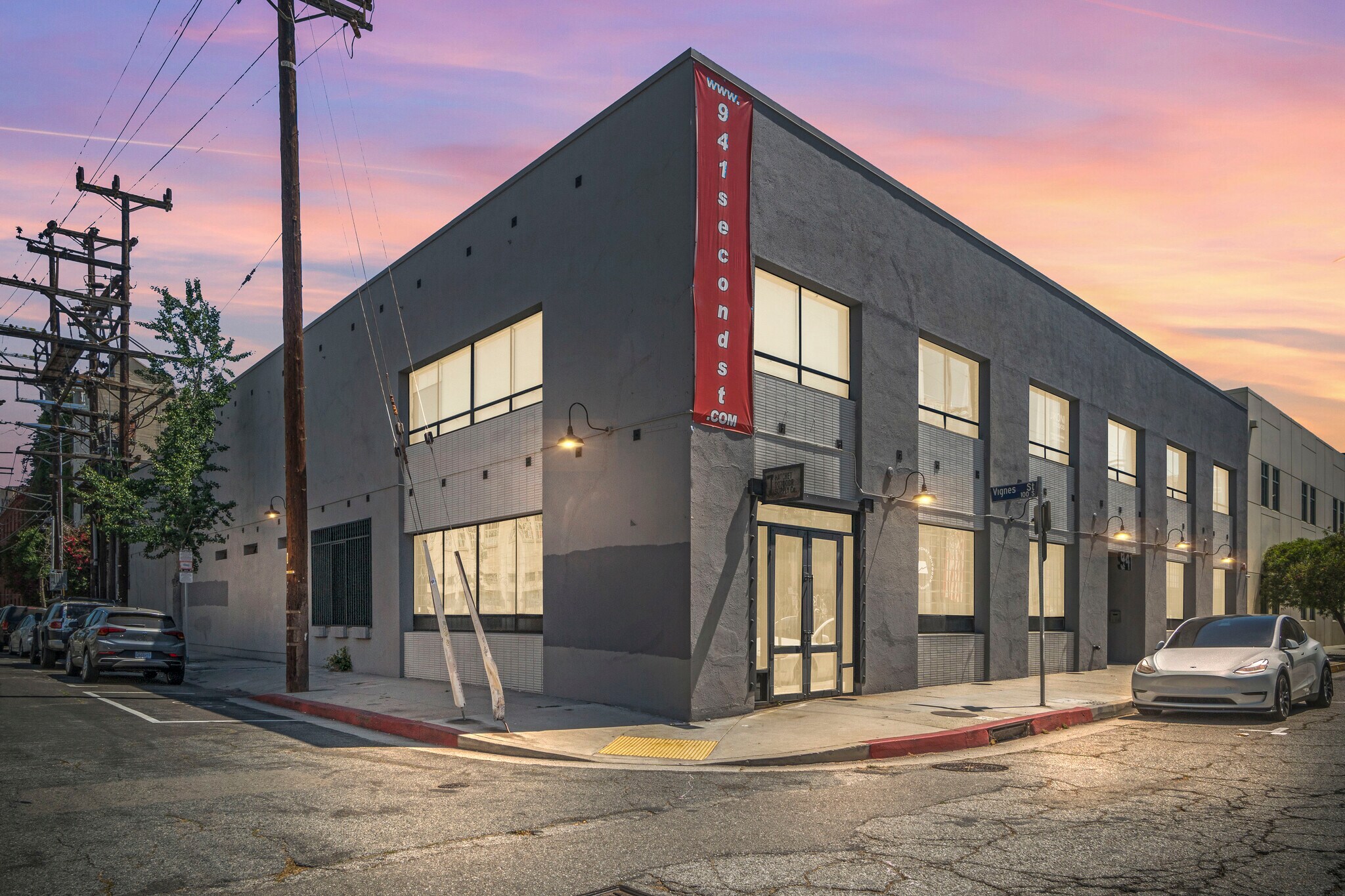941 E 2nd St, Los Angeles, CA à louer Photo principale– Image 1 sur 16