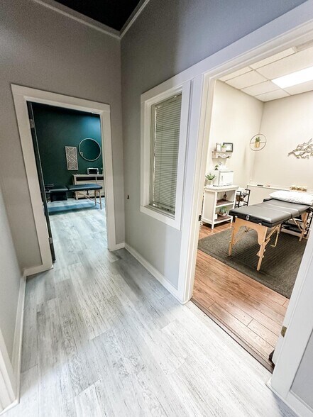 4611 N Wheeling Ave, Muncie, IN à louer - Photo de l’immeuble – Image 3 sur 8