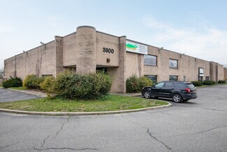 Plus de détails pour 3800 Veterans Memorial Hwy, Bohemia, NY - Local d’activités à vendre
