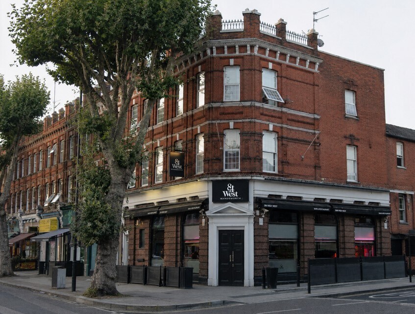 82-84 Cricklewood Broadway, Londres à louer Photo de l’immeuble– Image 1 sur 6