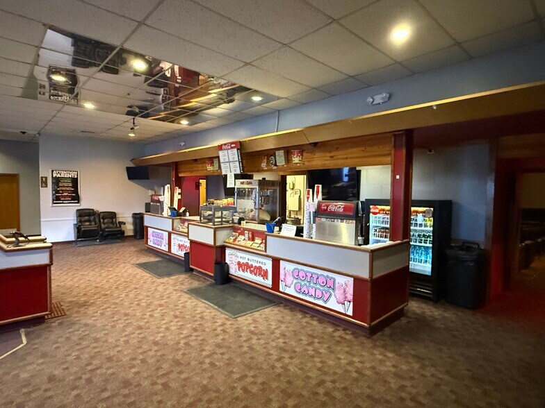 35493 Kalifornsky Beach Rd, Soldotna, AK à vendre - Photo intérieure – Image 2 sur 28