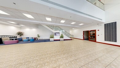 201 Riverneck Rd, Chelmsford, MA à louer Numérisation 3D Matterport– Image 1 sur 13