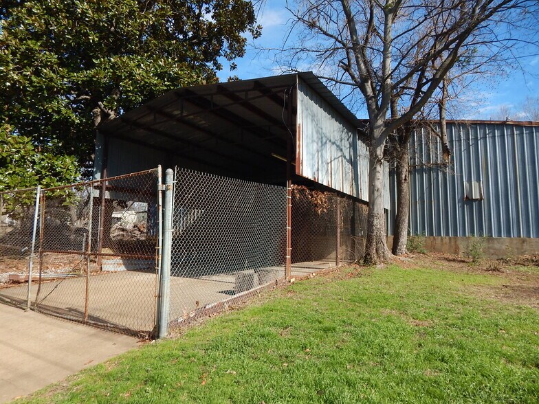1910 N Franklin St, Marshall, TX à vendre - Photo de l’immeuble – Image 2 sur 29