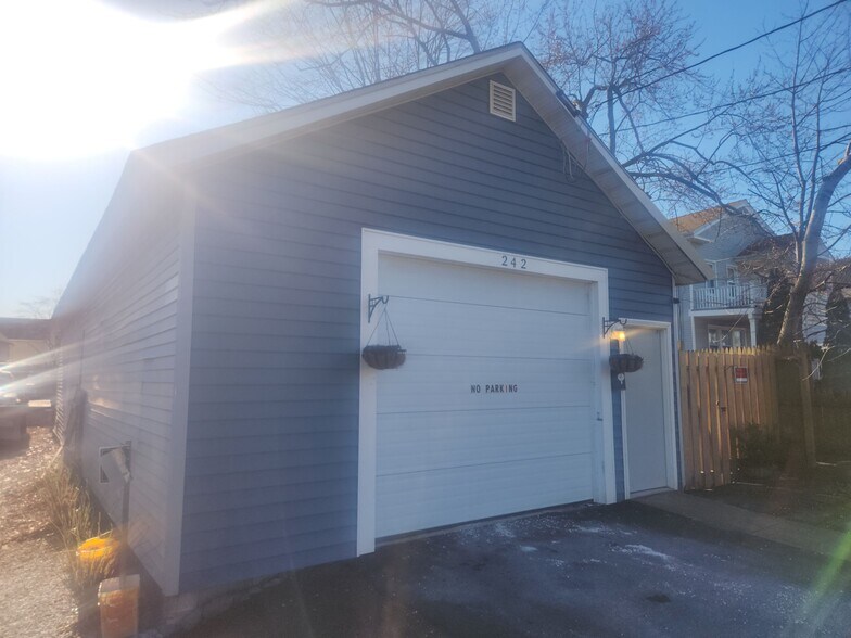 356-360 Campbell Ave, West Haven, CT à louer - Photo de l’immeuble – Image 2 sur 7