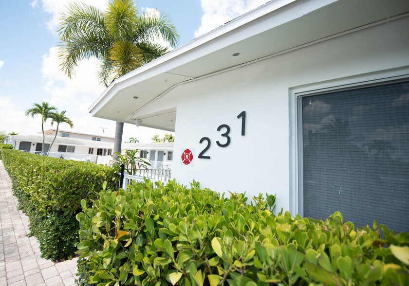 231 SW 15th St, Pompano Beach, FL à vendre - Photo de l’immeuble – Image 3 sur 23