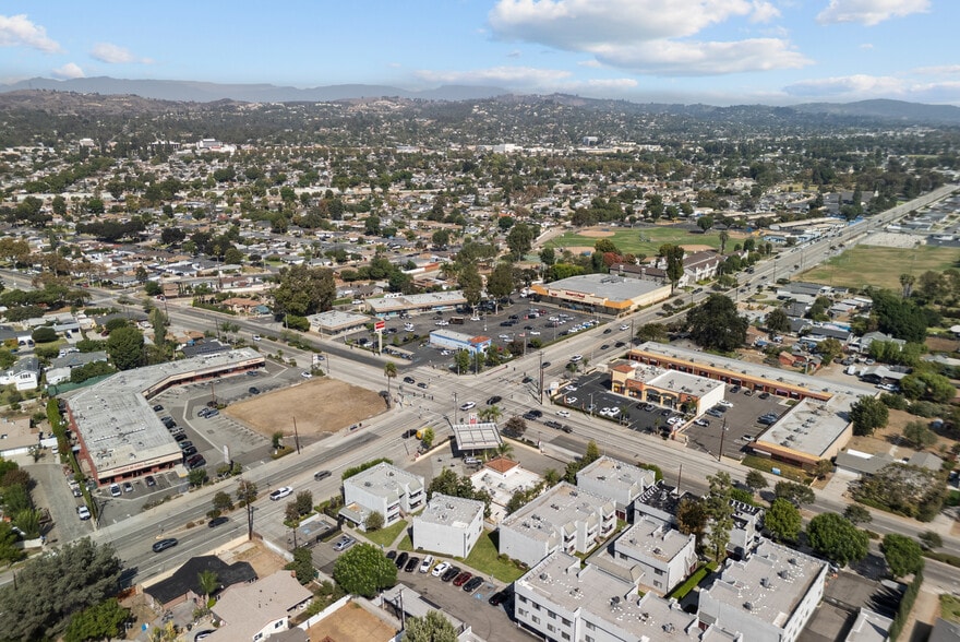 14965 Mulberry Dr, Whittier, CA à louer - Photo de l’immeuble – Image 3 sur 3