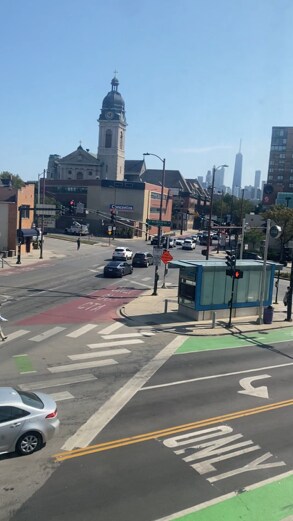 1105 W Chicago Ave, Chicago, IL à louer Photo de l’immeuble– Image 1 sur 3