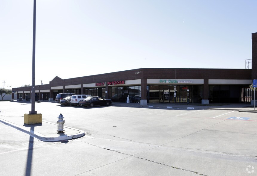 4125 Broadway Blvd, Garland, TX à louer - Photo de l’immeuble – Image 3 sur 8