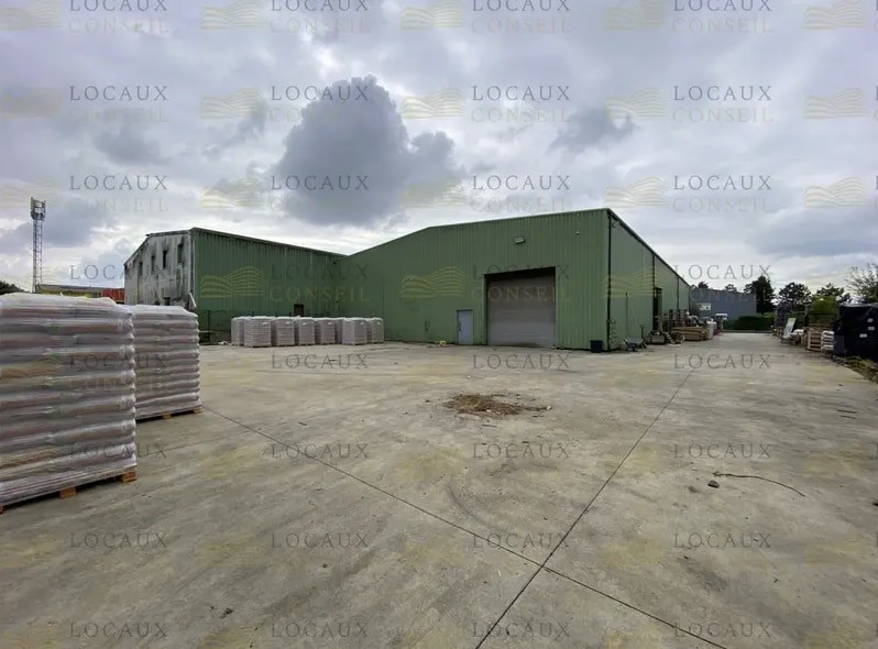 Industriel/Logistique dans Magny-en-Vexin à louer Photo principale– Image 1 sur 5