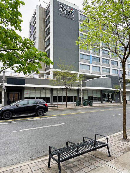 430 Ouellette Ave, Windsor, ON à louer - Photo de l’immeuble – Image 3 sur 4
