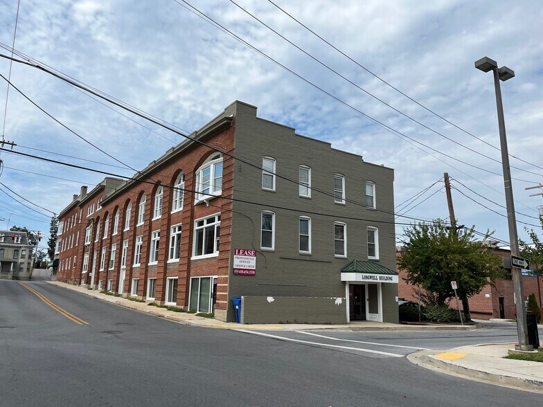 77-81 E Main St, Westminster, MD à louer - Photo de l’immeuble – Image 2 sur 3