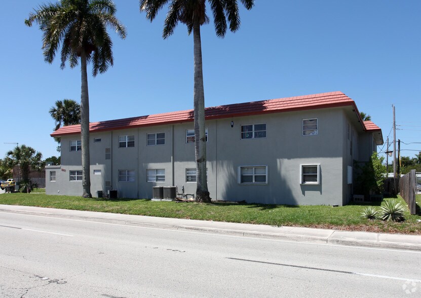 2401 NW 9th Ave, Wilton Manors, FL à vendre - Photo de l’immeuble – Image 2 sur 4
