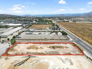 Plus de détails pour 1980 Goetz Rd, Perris, CA - Terrain à louer