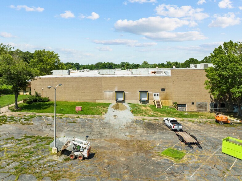 327 Lewis St, Oxford, NC à louer - Photo de l’immeuble – Image 3 sur 34