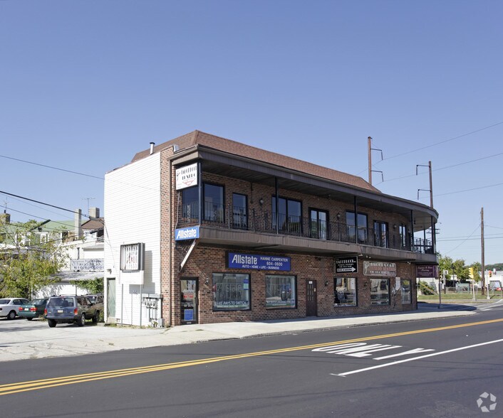 1 S Morton Ave, Morton, PA à vendre - Photo de l’immeuble – Image 2 sur 4