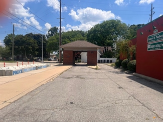Plus de détails pour 2605 W Jefferson Ave, Trenton, MI - Local commercial à vendre