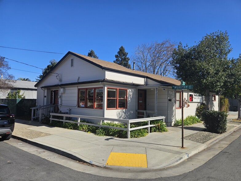 101 W Hendy Ave, Sunnyvale, CA à louer - Photo de l’immeuble – Image 1 sur 18