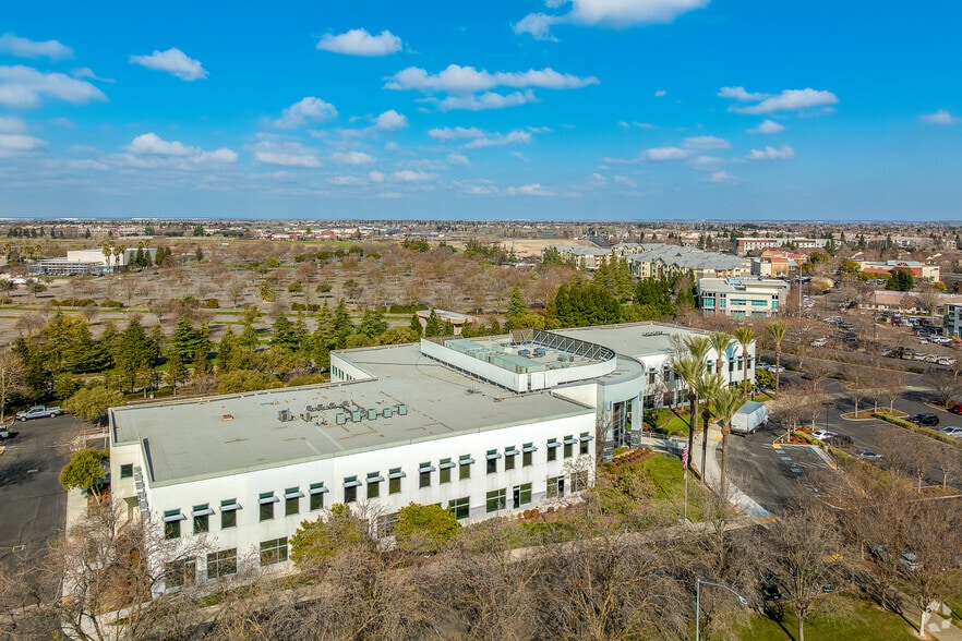 2101 Arena Blvd, Sacramento, CA à vendre - Aérien – Image 2 sur 21