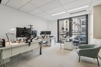 5 Rue De La Baume, Paris à louer Photo intérieure– Image 1 sur 13