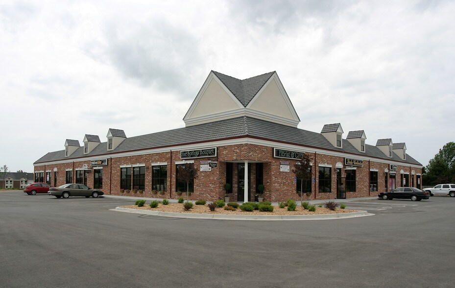 1741-1771 NW Burdett Xing, Blue Springs, MO à louer - Photo de l’immeuble – Image 2 sur 6