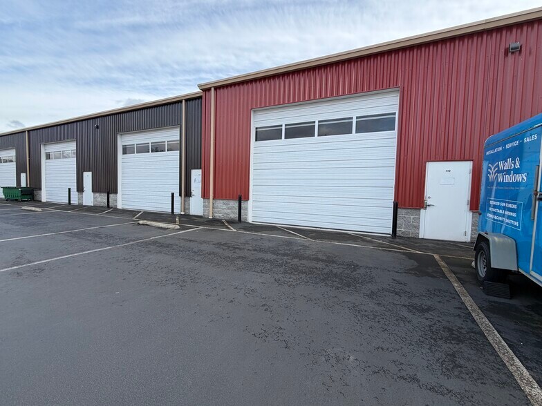 3610 Irongate Rd, Bellingham, WA à vendre - Photo de l’immeuble – Image 2 sur 5