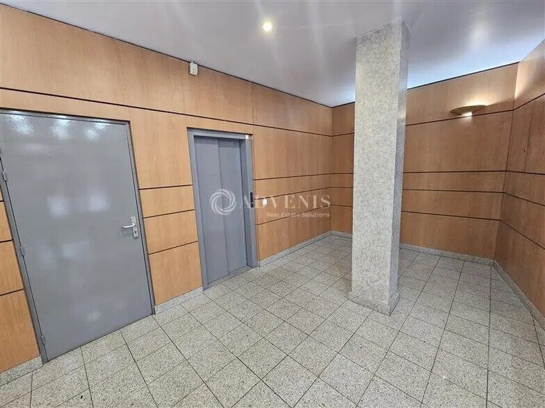 Bureau dans Pantin à louer - Hall d’entrée – Image 3 sur 6