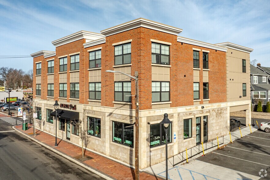 1790 Springfield Ave, Maplewood, NJ à vendre - Photo de l’immeuble – Image 1 sur 18