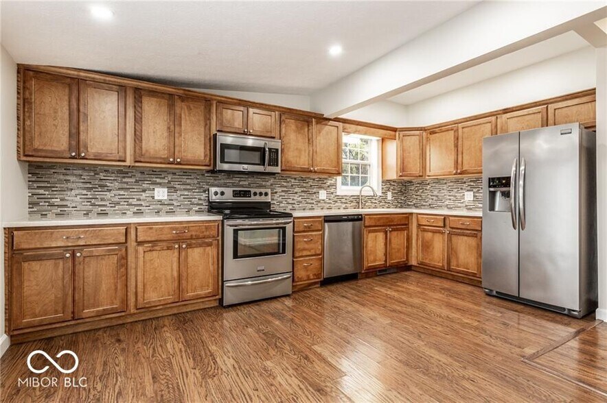 Fountain Square - Barth Ave + Shelby St portefeuille de 3 biens à vendre sur LoopNet.fr - Autre – Image 3 sur 4