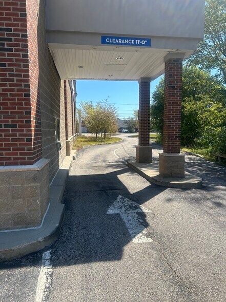 190 Wakefield St, Rochester, NH à vendre - Photo de l’immeuble – Image 3 sur 7