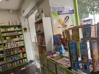 Plus de détails pour Local commercial à louer