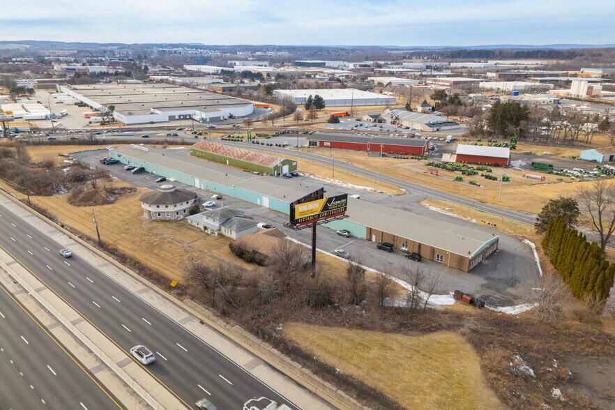 6500 Chapmans Rd, Allentown, PA à louer - Photo de l’immeuble – Image 3 sur 9