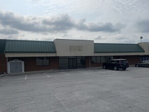 1440-1446 N Broad St, Tazewell, TN à louer Photo de l’immeuble– Image 2 sur 8
