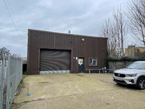 5 Manor Rd, Londres à louer Photo de l’immeuble– Image 2 sur 8