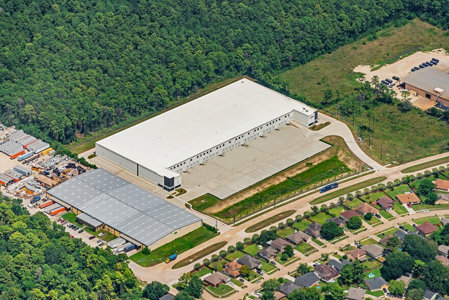 6415 Rankin Rd, Humble, TX à louer - Photo de l’immeuble – Image 2 sur 5