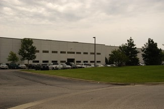 Plus de détails pour 1100 Corporate Dr, McHenry, IL - Bureau, Industriel/Logistique à louer