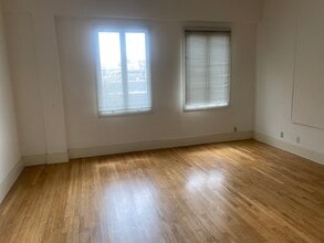 6701-6723, Los Angeles, CA à louer Photo intérieure– Image 1 sur 4