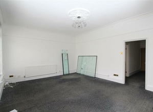 9A Church Rd, Lymm à louer Photo intérieure– Image 1 sur 2