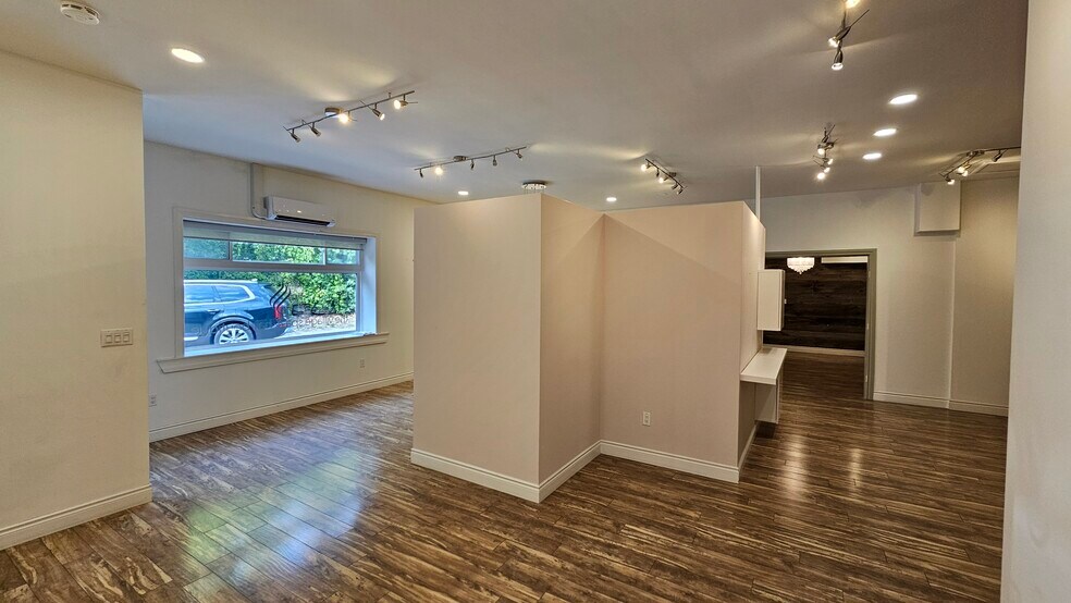658-662 King St W, Kingston, ON à louer - Photo de l’immeuble – Image 3 sur 4