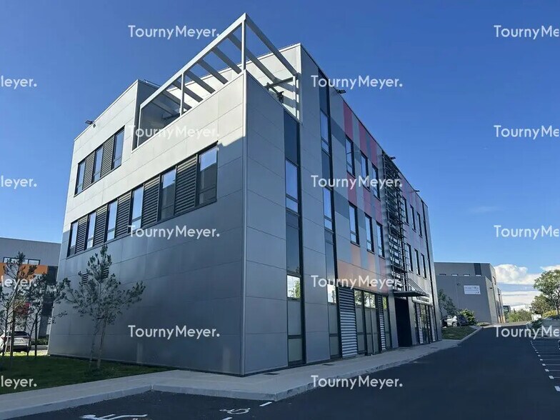 Local d’activités dans Montpellier à louer - Photo de l’immeuble – Image 3 sur 7