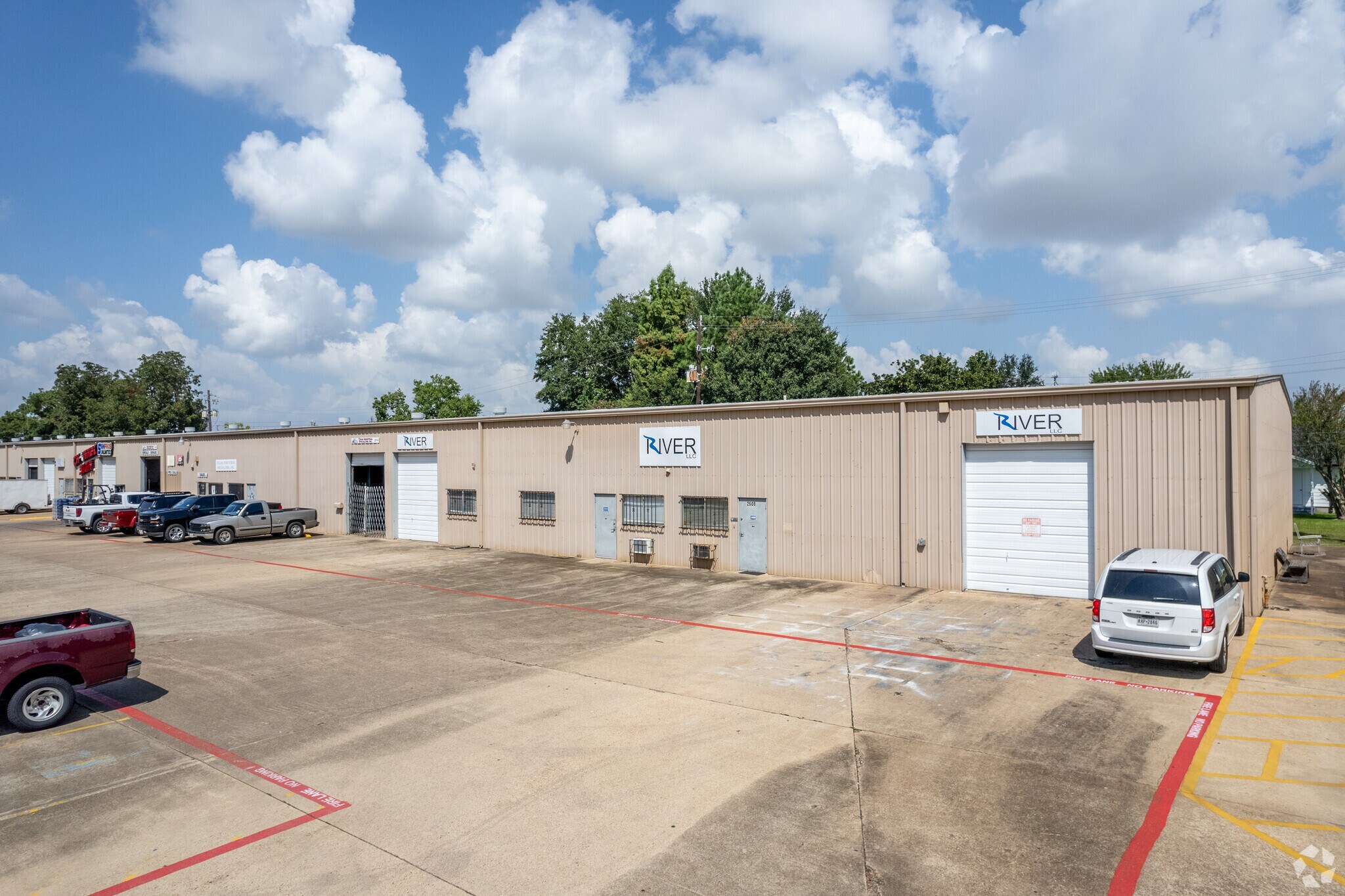 2600 Center St, Deer Park, TX à louer Photo de l’immeuble– Image 1 sur 12