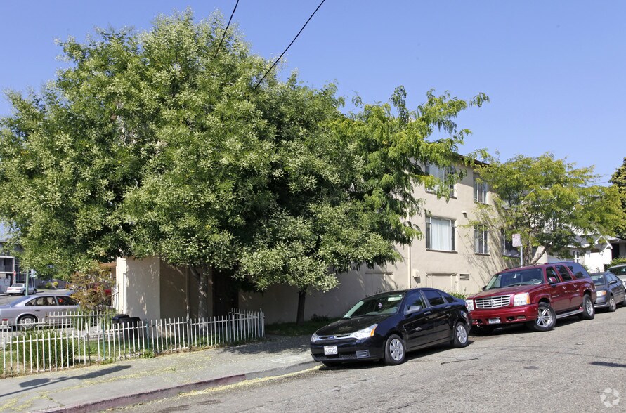3104-3112 14th Ave, Oakland, CA à vendre - Photo de l’immeuble – Image 2 sur 18