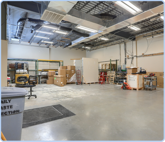701 W Simpson St, Mechanicsburg, PA à louer - Photo de l’immeuble – Image 3 sur 4