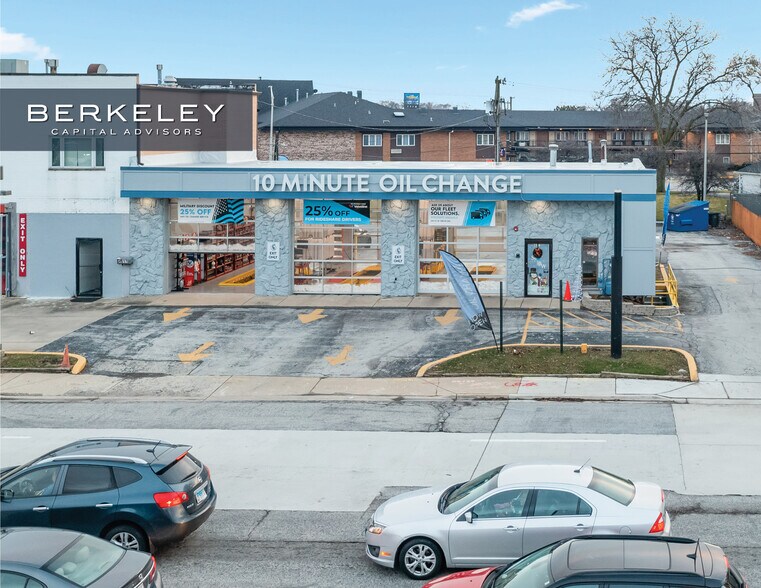 4819 W 93rd St, Oak Lawn, IL à louer - Photo de l’immeuble – Image 2 sur 12