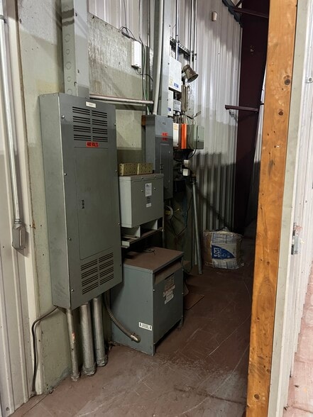 240 Corporate Dr, Sibley, LA à vendre - Photo principale – Image 2 sur 15