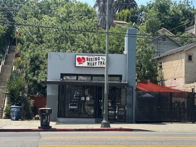1302 W Sunset Blvd, Los Angeles, CA à louer Photo de l’immeuble– Image 1 sur 4
